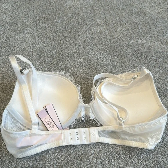 🛍️ NWT Victoria’s Secret Matching Push Up Bra & Lace Thong Set - Picture 4 of 7